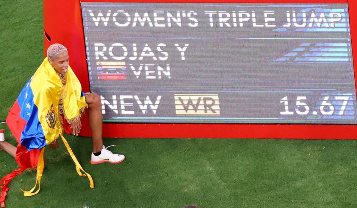 Athletics-Venezuela's Rojas smashes women's triple jump world record to take gold
